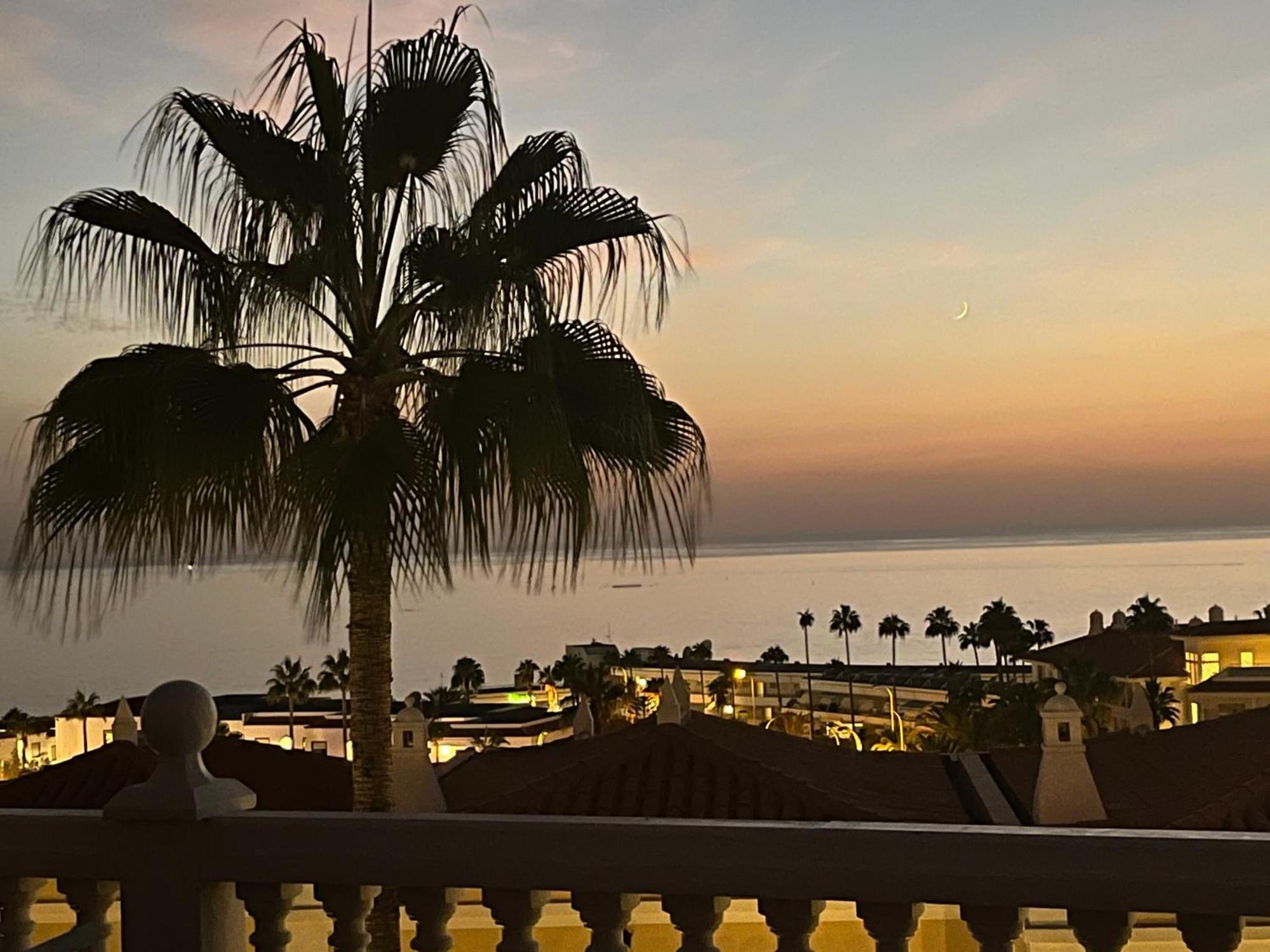 Playa Del Duque-Amazing Views 2 Bedroom Costa Adeje  Extérieur photo